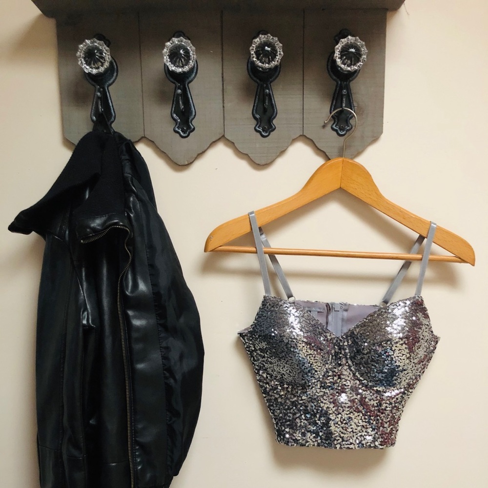 🕺🏻CHARLOTTE RUSSE SEQUIN BUSTIER🕺🏻